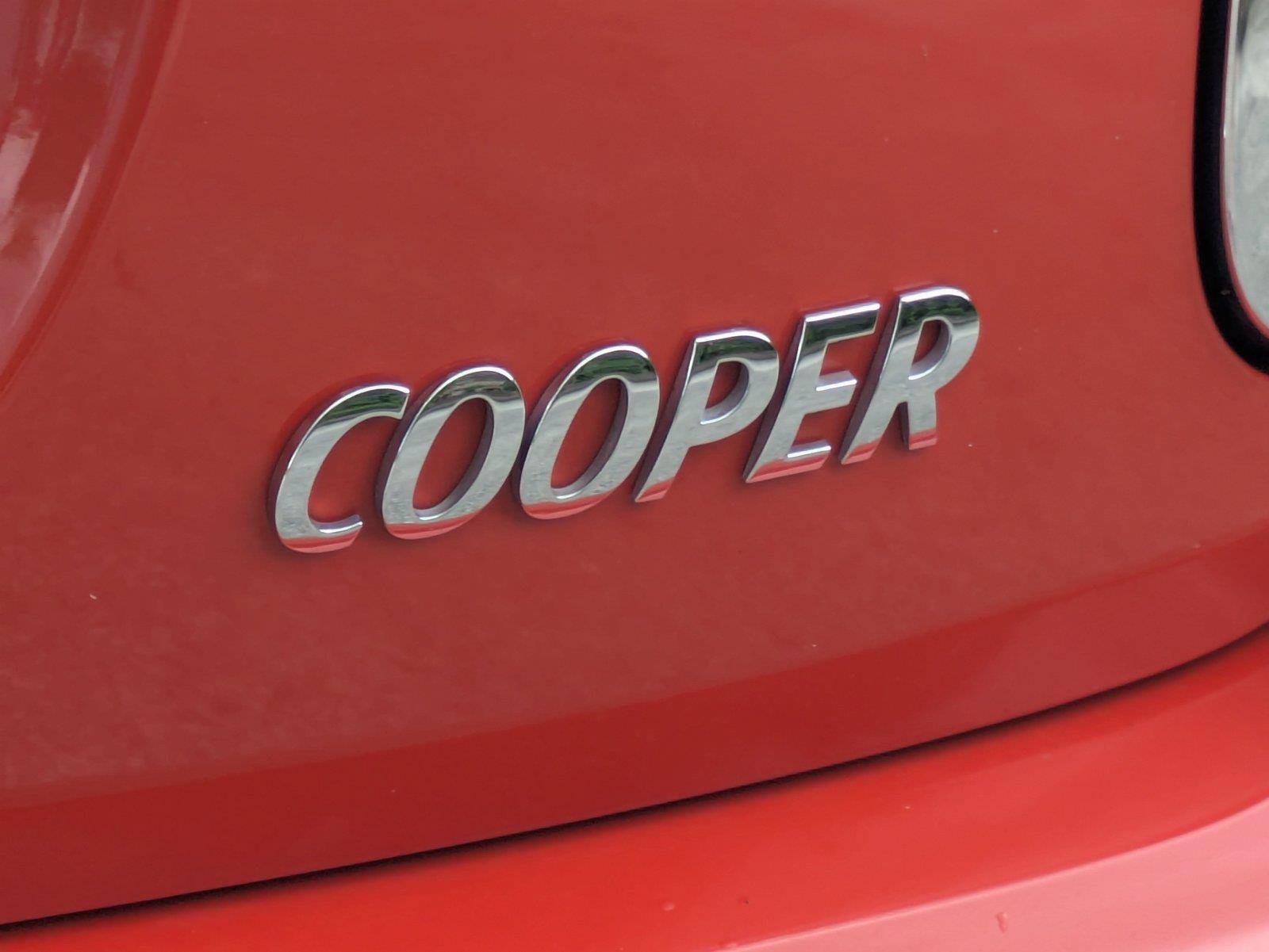 Used 2019 MINI Cooper 2-Door Hardtop FWD image 15