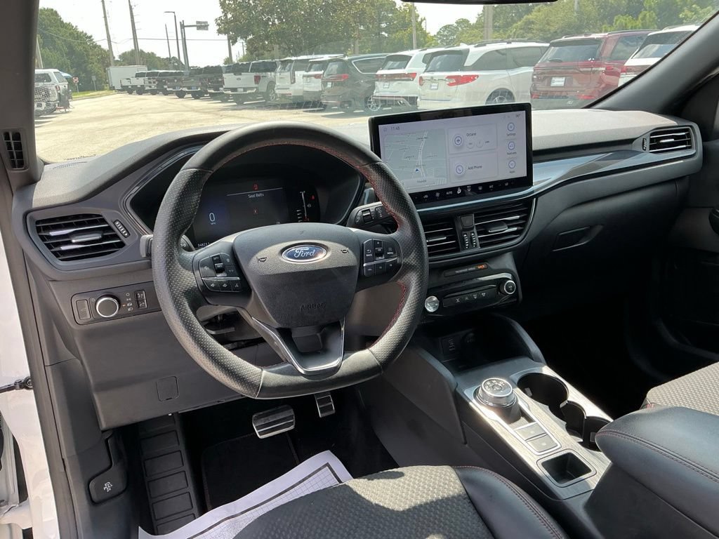 Certified 2023 Ford Escape ST-Line w/ Tech Pack #1 FWD image 32