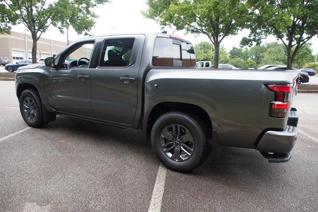 Used 2026 Nissan Frontier SV RWD image 5