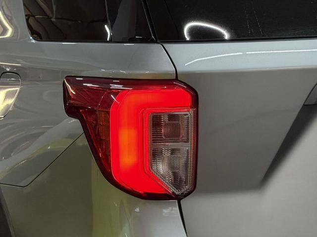 Certified 2023 Ford Explorer XLT w/ Equipment Group 202A AWD/4WD image 10