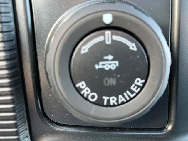 Certified 2025 Ford F150 Lariat w/ Equipment Group 502A High AWD/4WD image 39