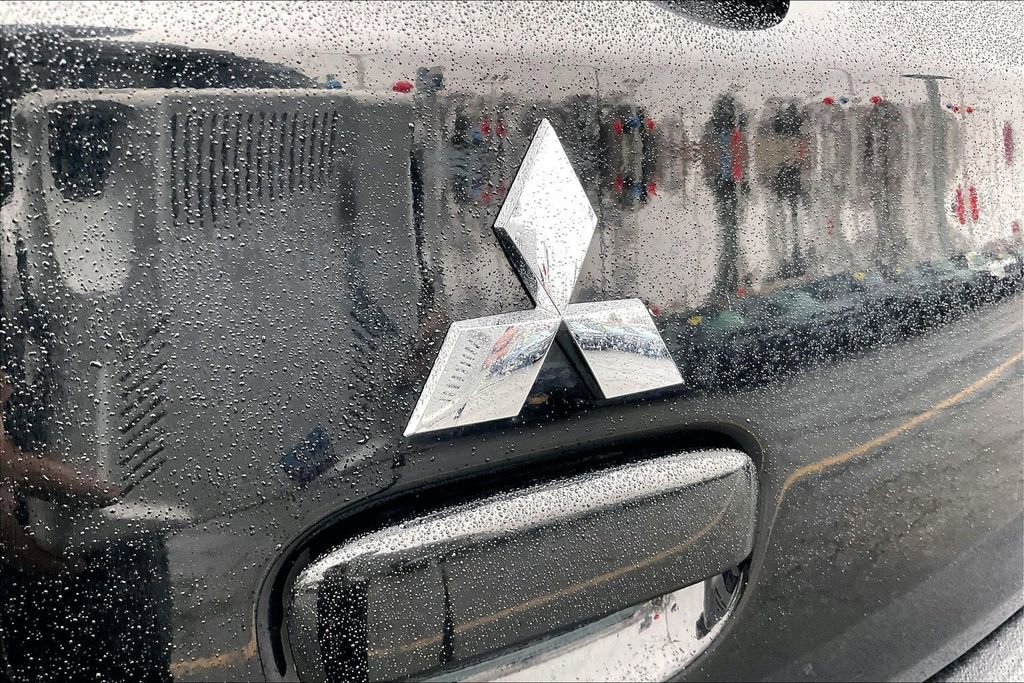 Used 2024 Mitsubishi Mirage ES image 7