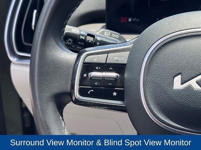 Used 2025 Kia Sorento SX AWD/4WD image 12