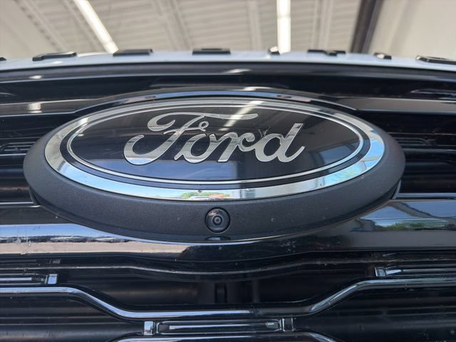 Certified 2022 Ford Expedition Max Limited AWD/4WD image 3