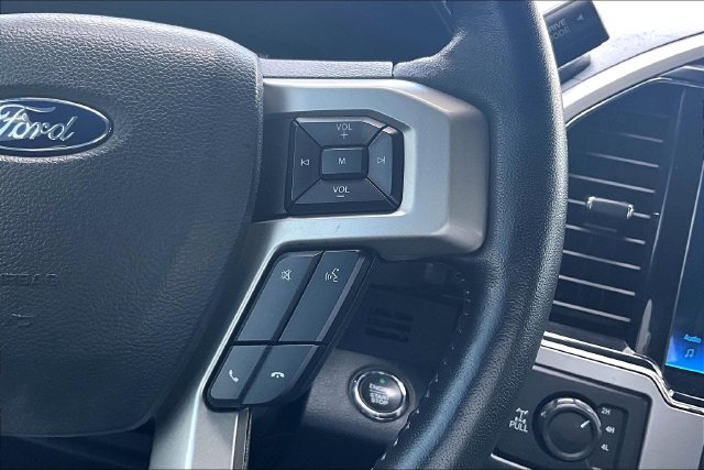 Certified 2022 Ford F350 Lariat w/ Tremor Off-Road Package AWD/4WD image 22