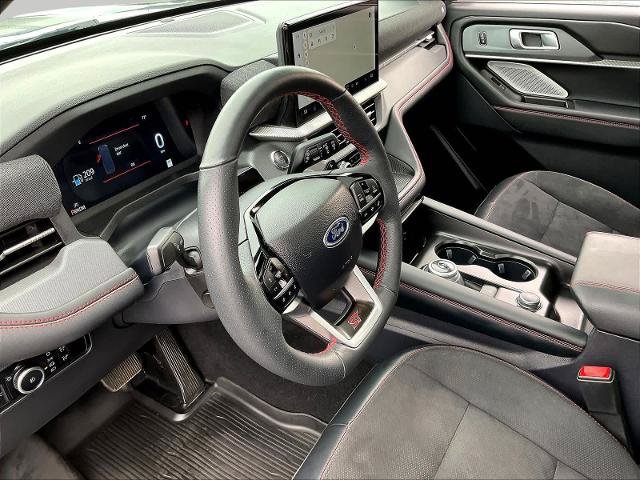 Certified 2025 Ford Explorer ST AWD/4WD image 19