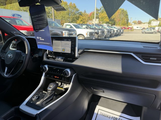 Used 2021 Toyota RAV4 XSE image 10