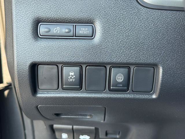 Used 2024 Nissan Murano SV AWD/4WD image 24