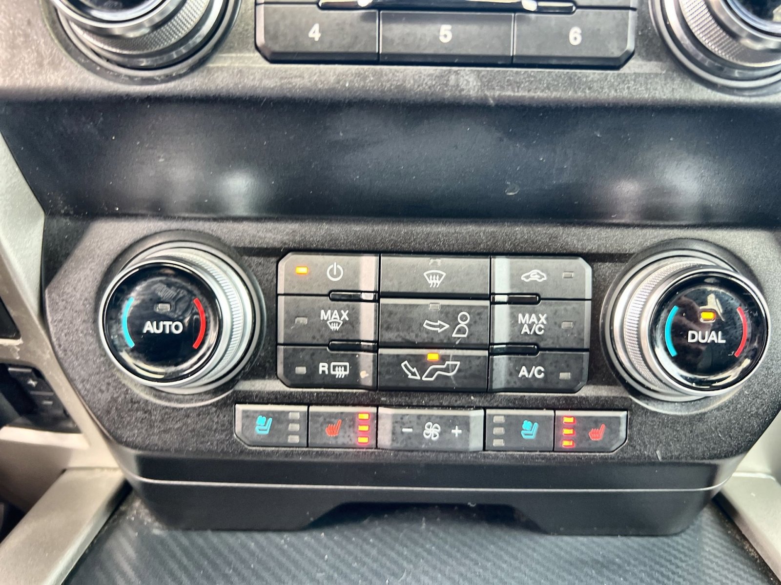 Certified 2020 Ford F150 Lariat w/ Equipment Group 502A Luxury image 20