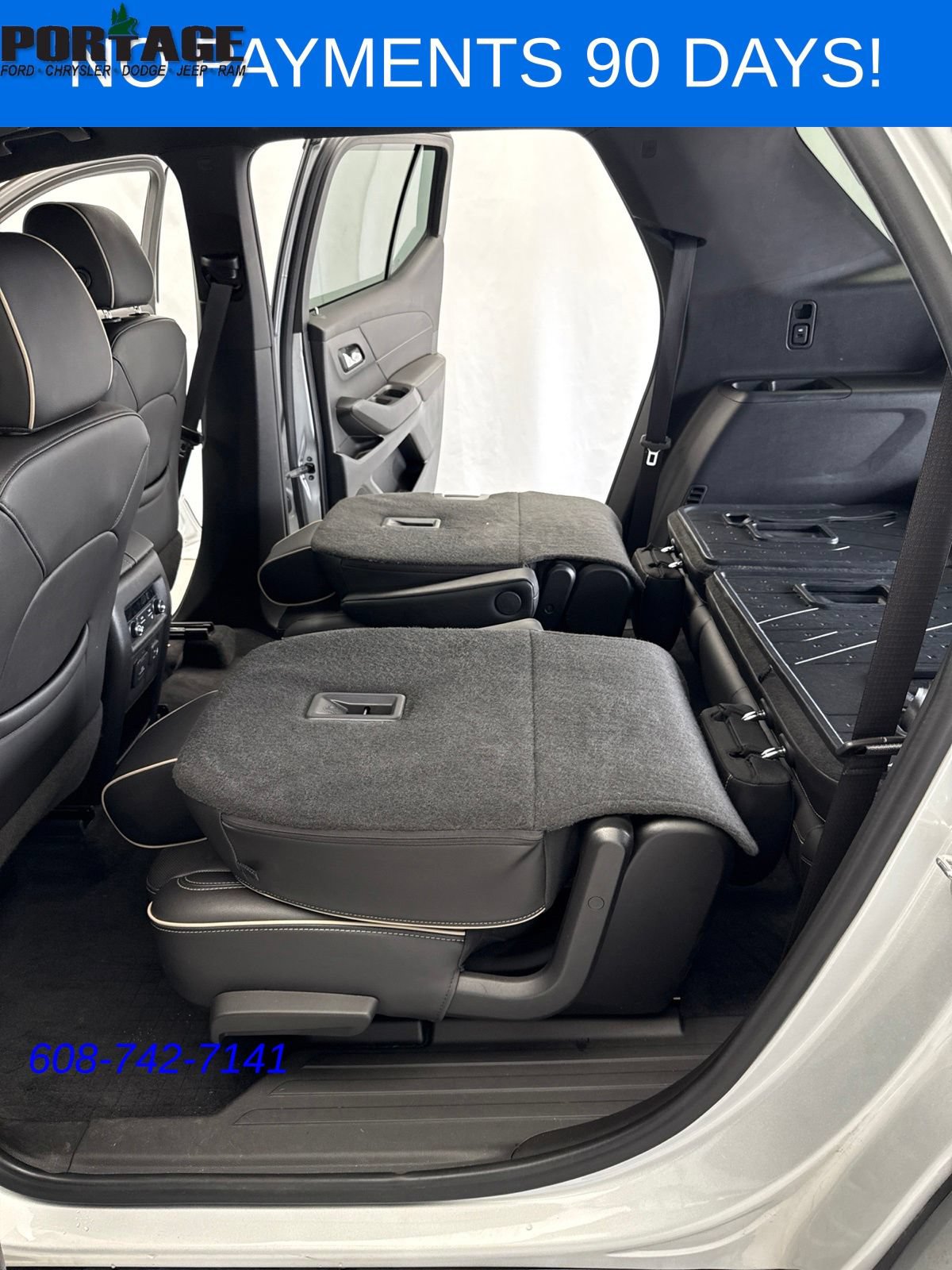 Used 2022 Chevrolet Traverse Premier w/ Redline Edition AWD/4WD image 41