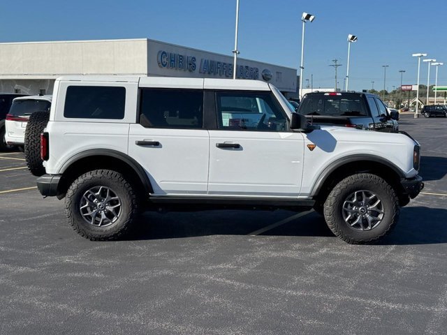 Certified 2025 Ford Bronco Badlands AWD/4WD image 2