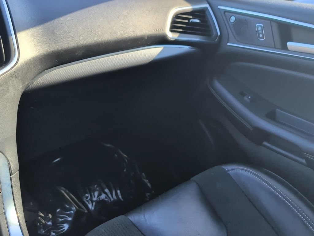 Certified 2021 Ford Edge ST image 23