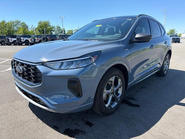 Certified 2024 Ford Escape ST-Line w/ Tech Pack #1 FWD video 2