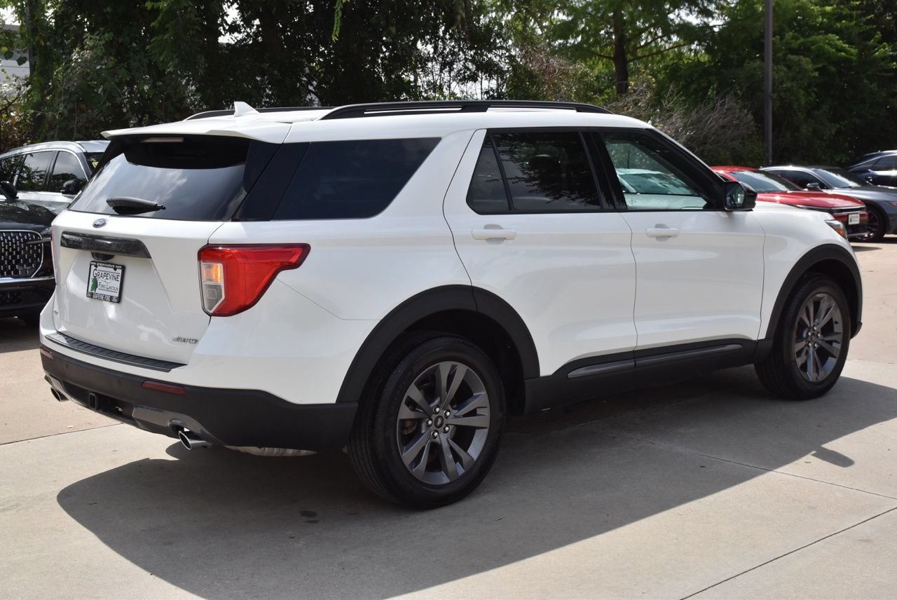 Certified 2024 Ford Explorer XLT w/ Equipment Group 202A AWD/4WD image 7