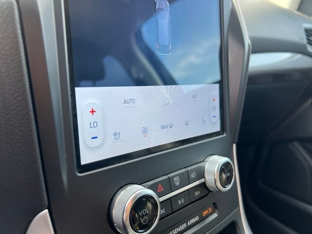 Certified 2024 Ford Edge SEL w/ Convenience Package AWD/4WD image 14