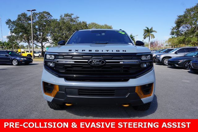 Certified 2025 Ford Expedition Tremor image 9