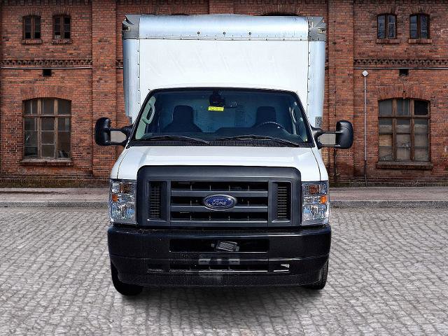 Certified 2021 Ford E-350 and Econoline 350 Super Duty image 2