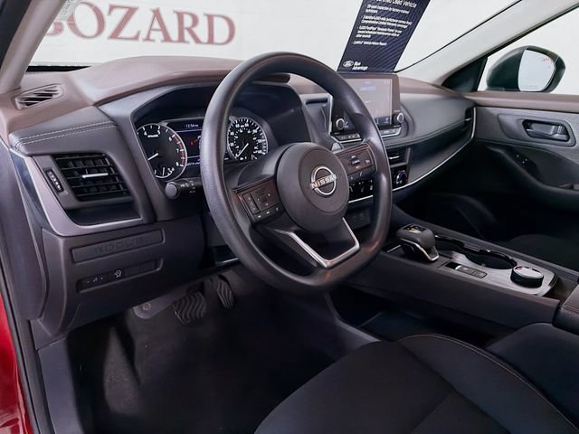 Used 2023 Nissan Rogue S AWD/4WD image 11