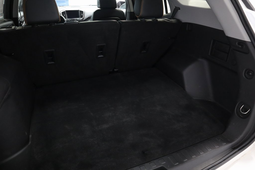 Used 2022 GMC Terrain AT4 w/ Infotainment Package II image 15