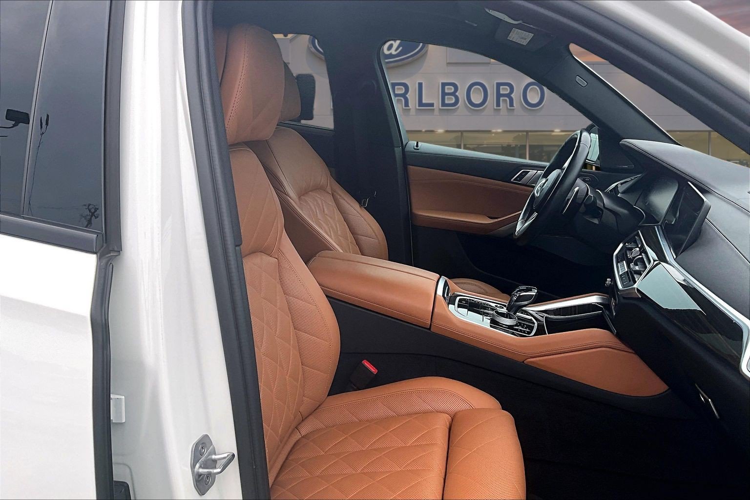 Used 2023 BMW X6 M50i w/ Executive Package AWD/4WD image 7