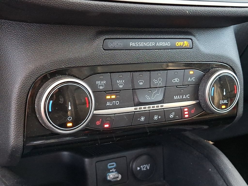 Certified 2022 Ford Escape SEL AWD/4WD image 17