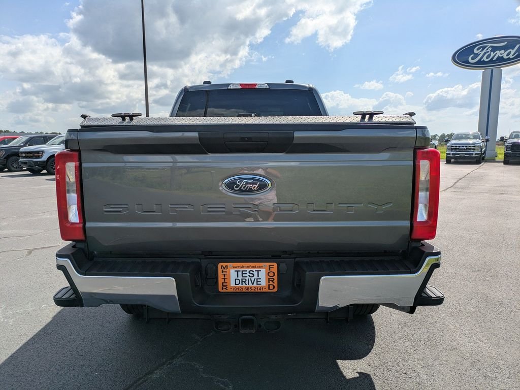 Certified 2025 Ford F250 XLT AWD/4WD image 5
