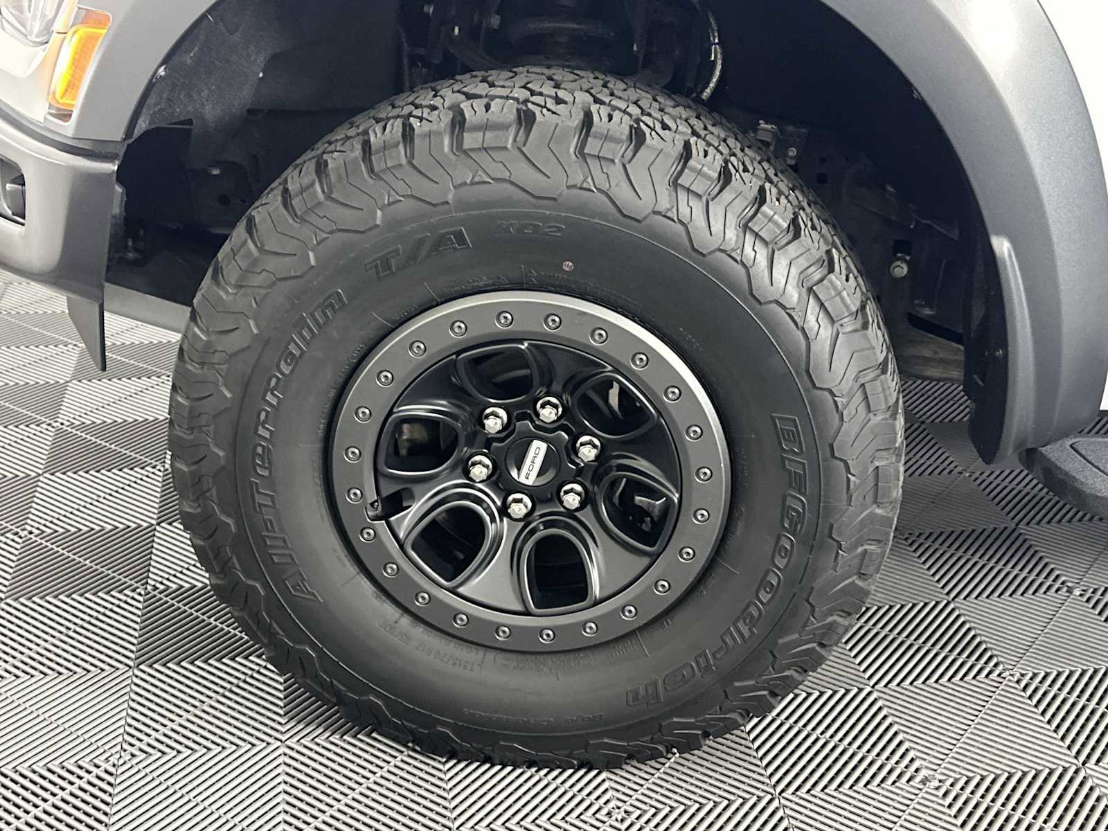 Certified 2022 Ford F150 Raptor w/ Equipment Group 801A High image 11