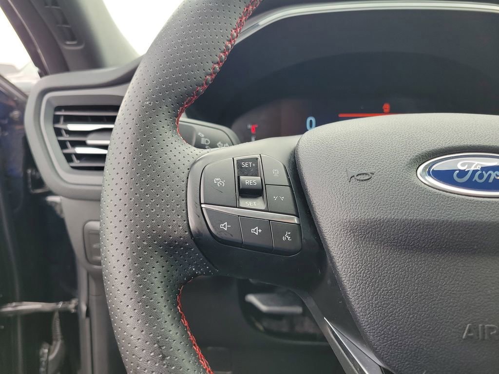 Certified 2023 Ford Escape ST-Line w/ Tech Pack #1 image 24