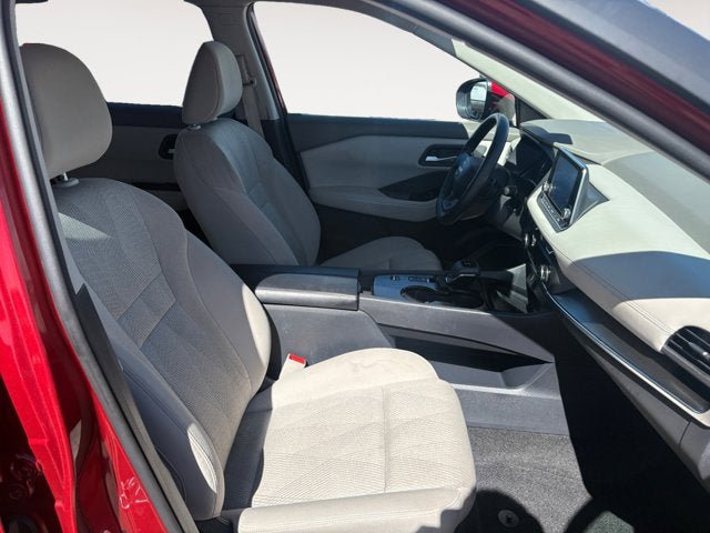 Used 2025 Nissan Rogue SV FWD image 15