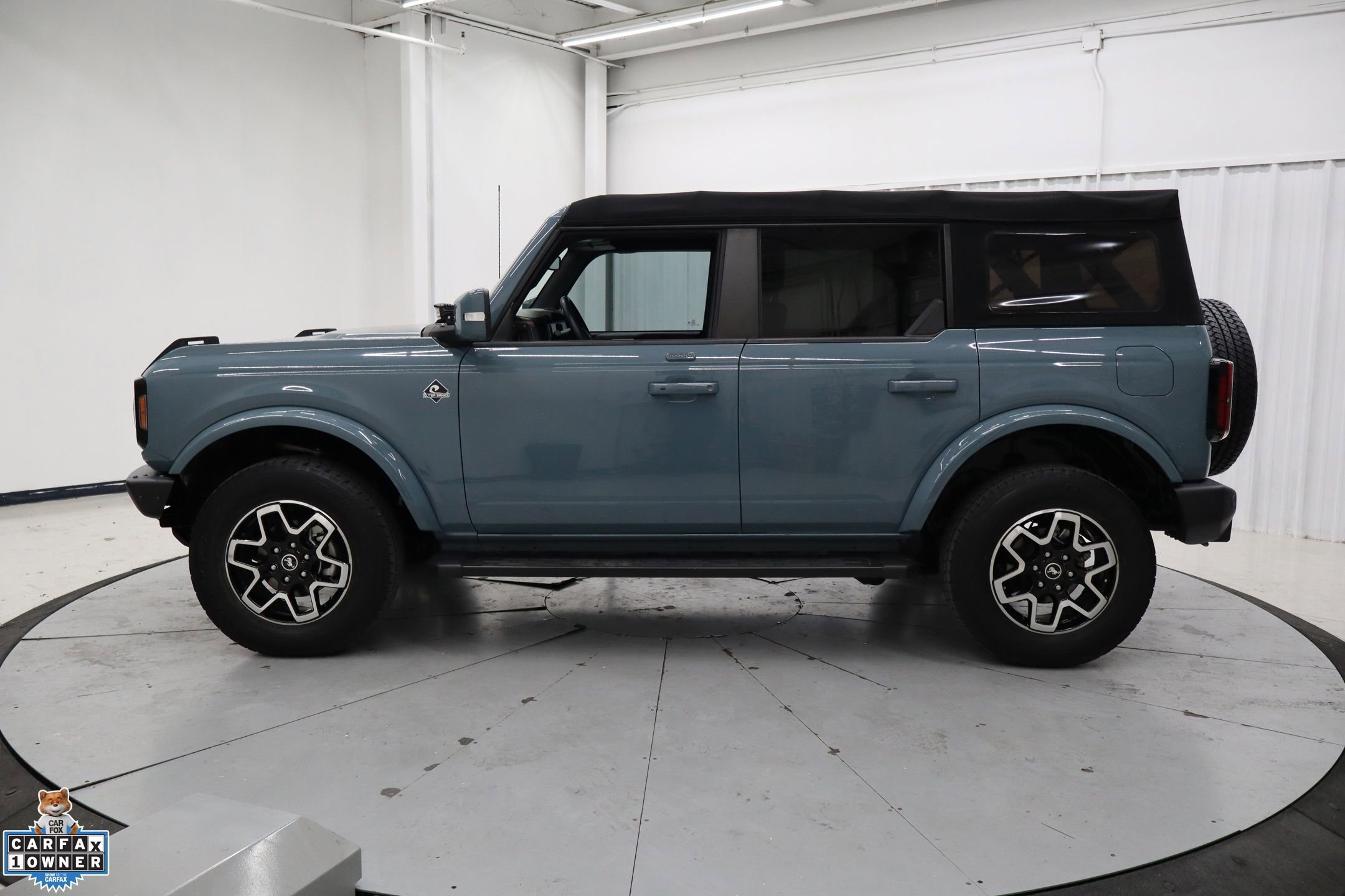 Certified 2022 Ford Bronco Outer Banks image 2