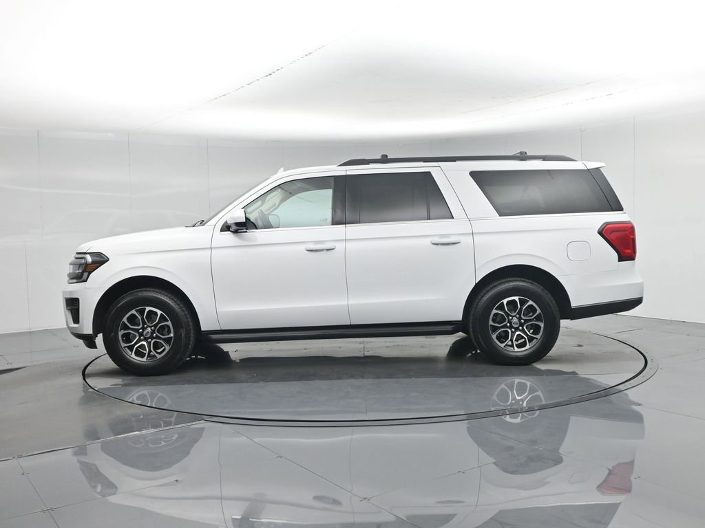 Certified 2024 Ford Expedition Max XLT image 30
