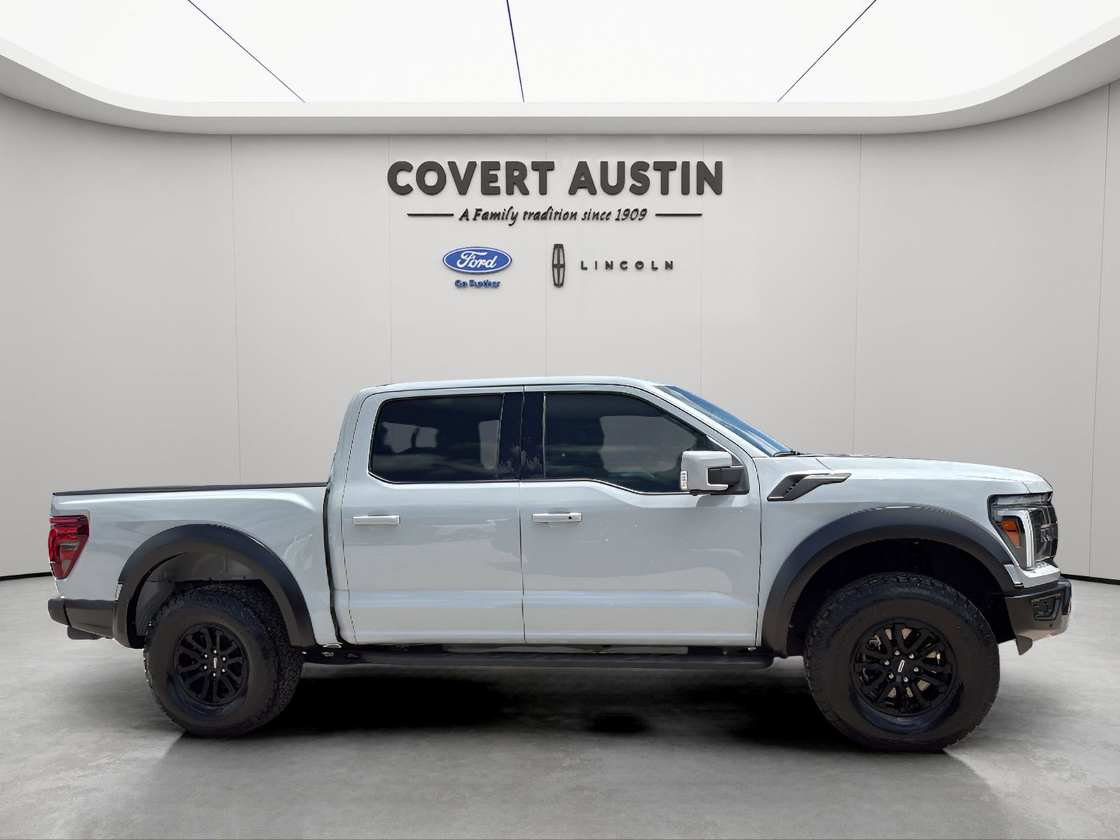 Certified 2024 Ford F150 Raptor AWD/4WD image 6