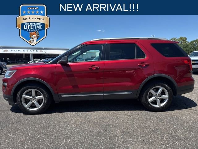 Certified 2019 Ford Explorer XLT FWD image 1