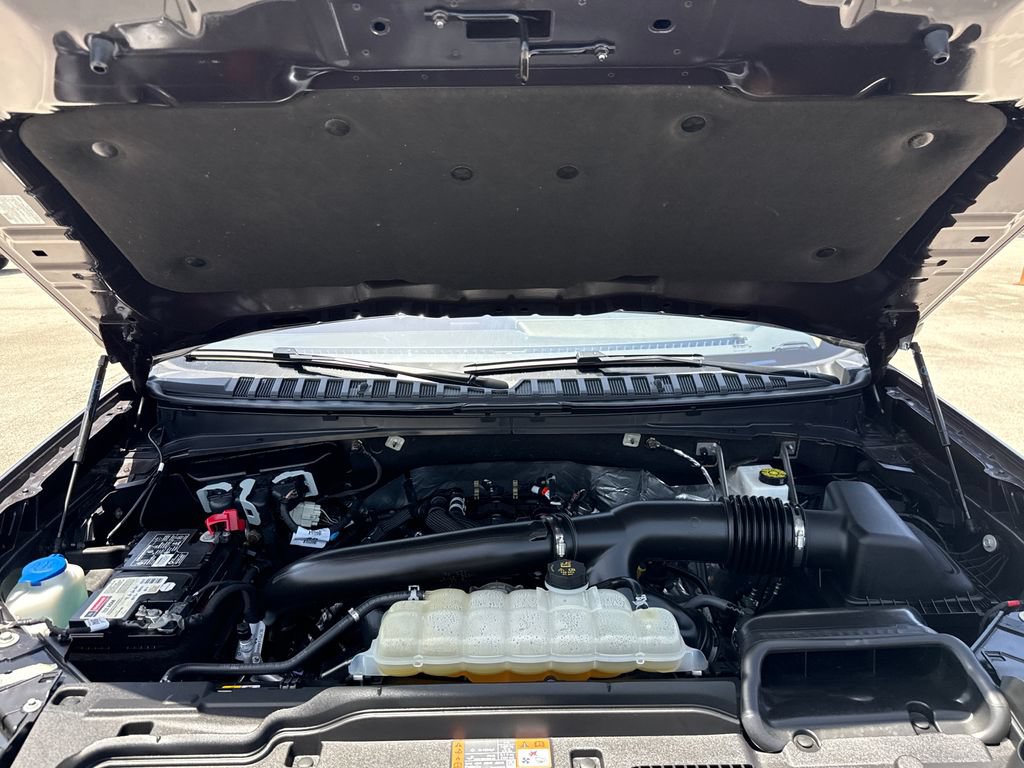 Certified 2025 Ford Expedition Active RWD image 34