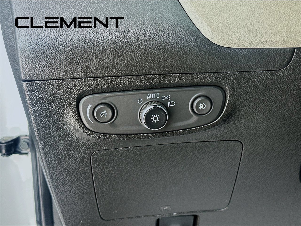 Used 2023 Buick Encore GX Select FWD image 14