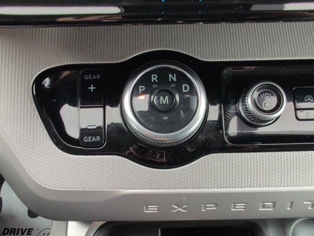 Certified 2025 Ford Expedition Max Active image 33