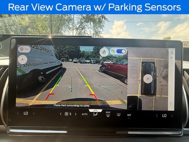 Certified 2025 Ford Expedition Active AWD/4WD image 12