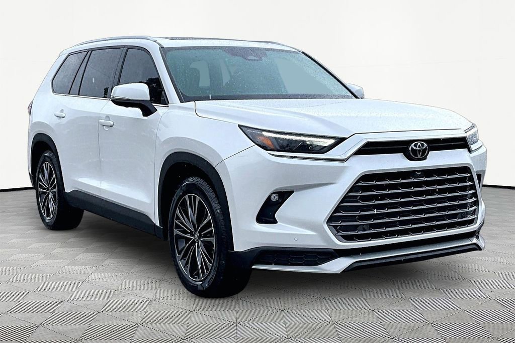 Used 2024 Toyota Grand Highlander AWD Hybrid image 12