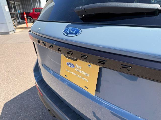 Certified 2025 Ford Explorer ST-Line w/ Premium Package AWD/4WD image 18