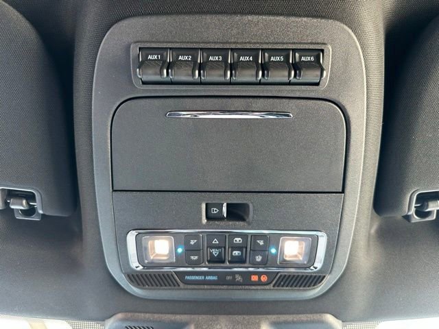 Certified 2025 Ford F250 Platinum w/ FX4 Off-Road Package AWD/4WD image 33