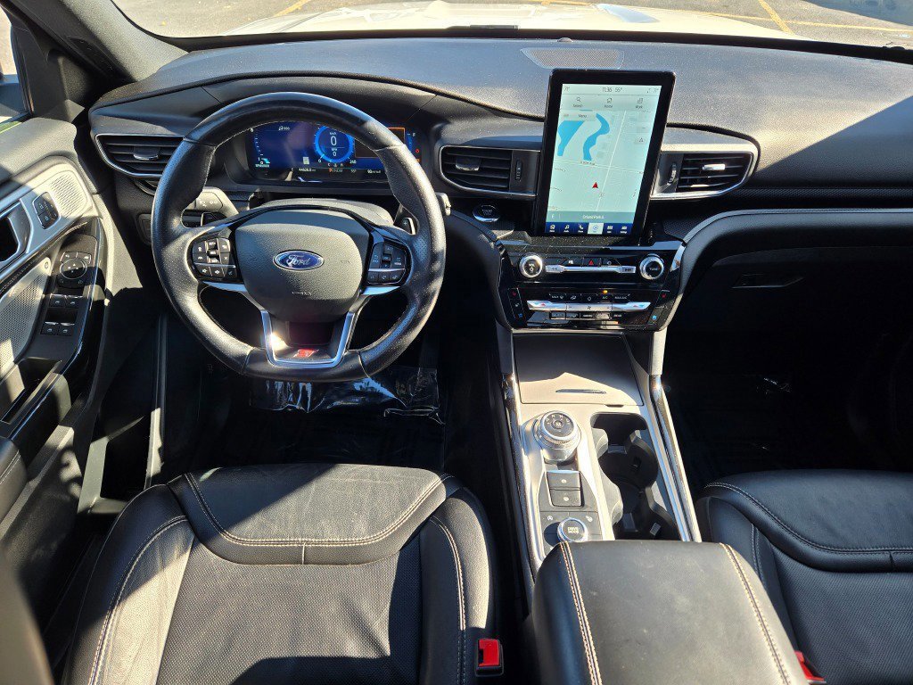 Certified 2022 Ford Explorer ST w/ ST Street Pack image 21