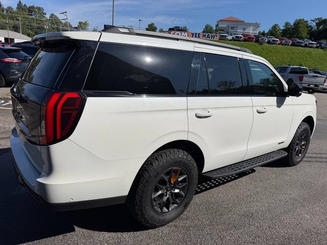 Certified 2025 Ford Expedition Tremor AWD/4WD image 8