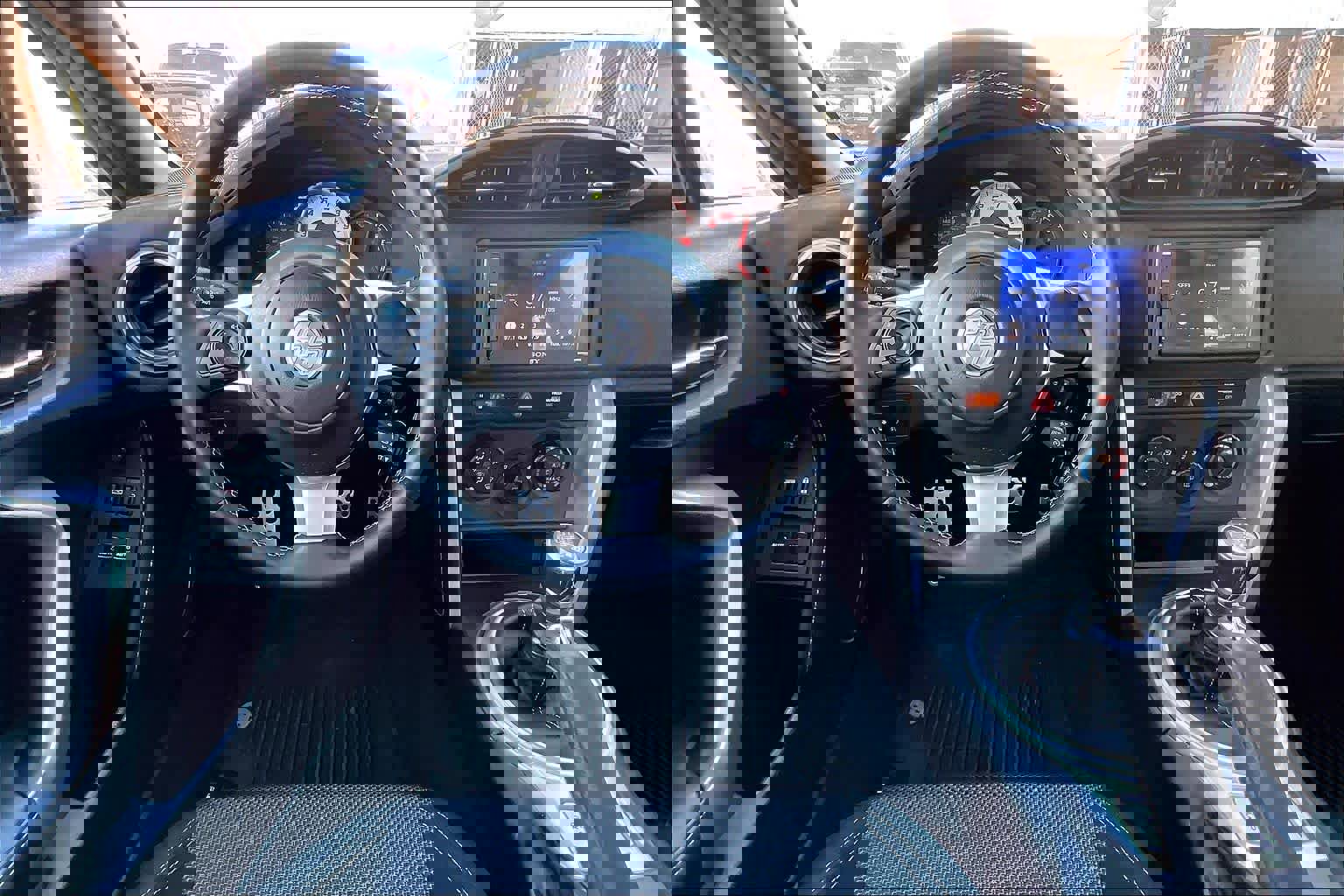 Used 2017 Toyota 86 image 11