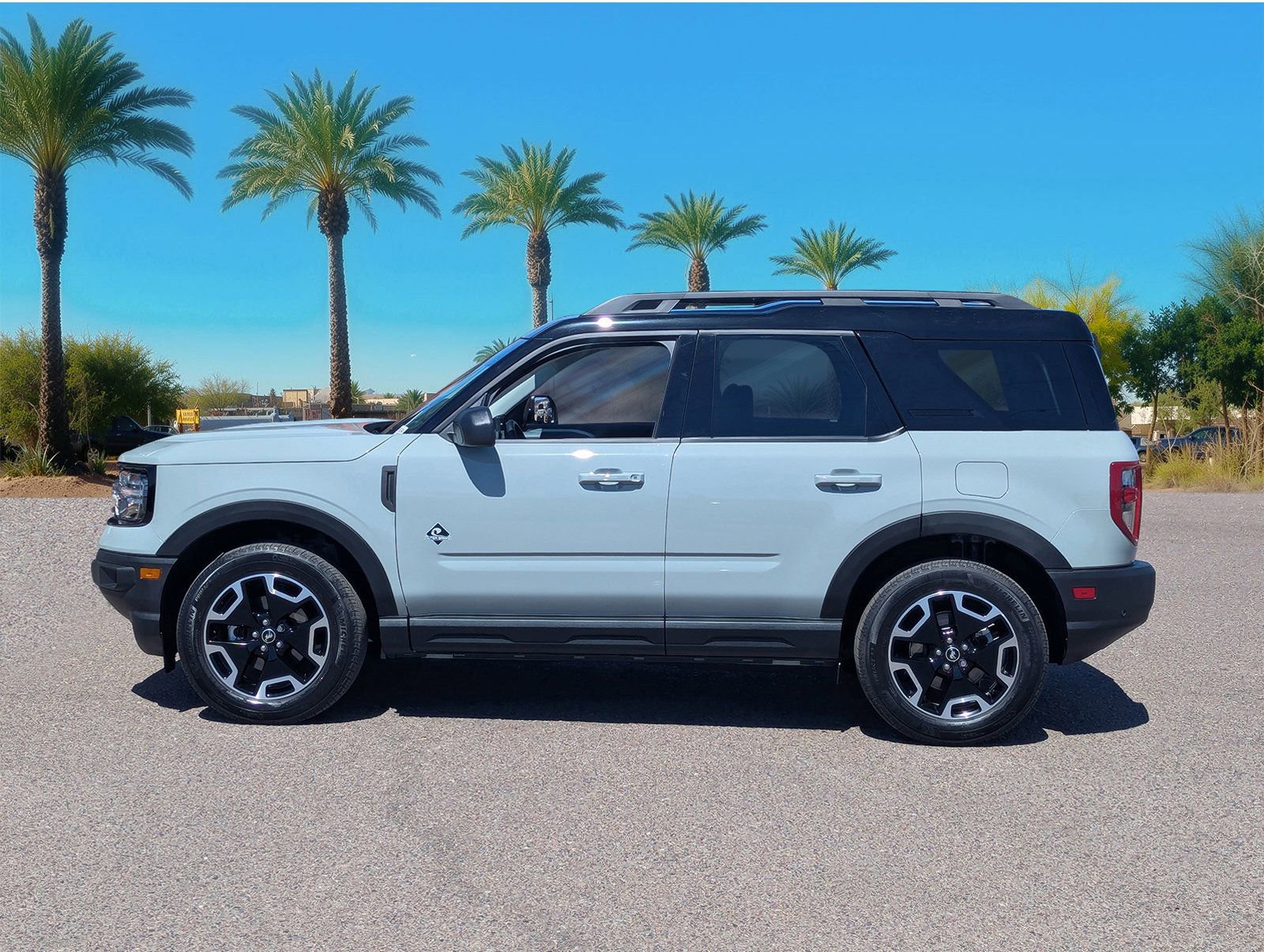 Certified 2024 Ford Bronco Sport Outer Banks image 2