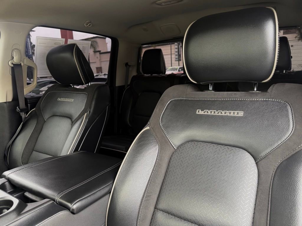 Used 2022 RAM 1500 Laramie AWD/4WD image 16