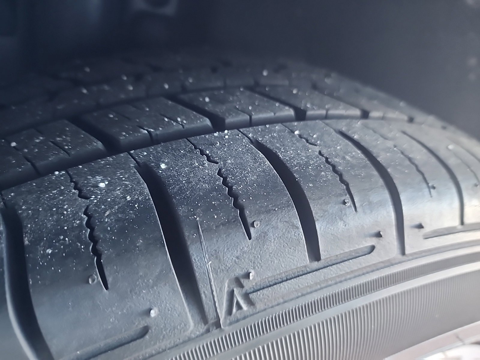 Certified 2022 Ford Escape SE w/ SE Sport Appearance Package image 9