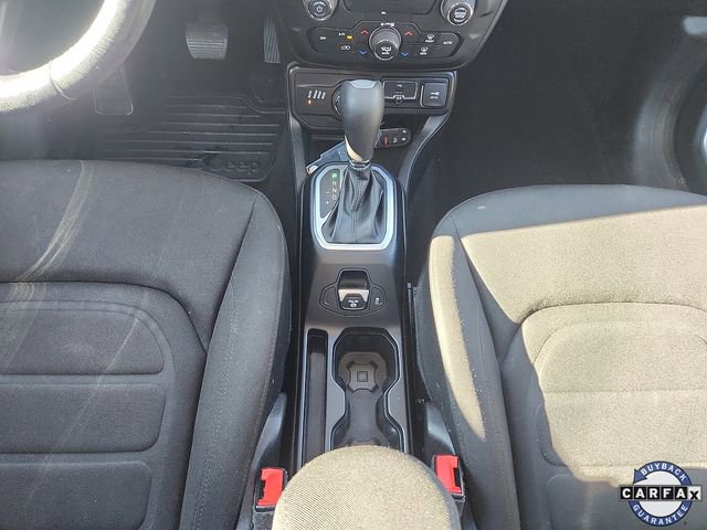 Used 2019 Jeep Renegade Latitude w/ Cold Weather Group image 18