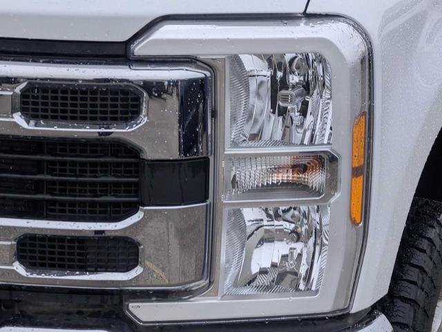 Certified 2026 Ford F250 XLT AWD/4WD image 10