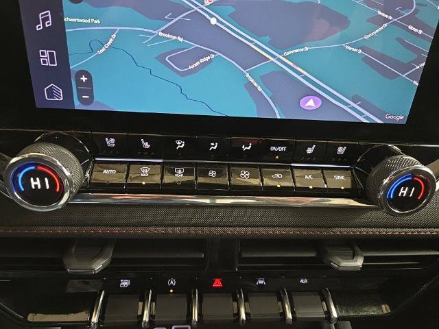 Used 2025 Chevrolet Colorado Z71 w/ Technology Package AWD/4WD image 20