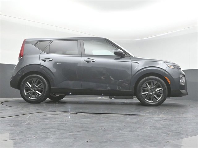 Used 2021 Kia Soul EX image 17